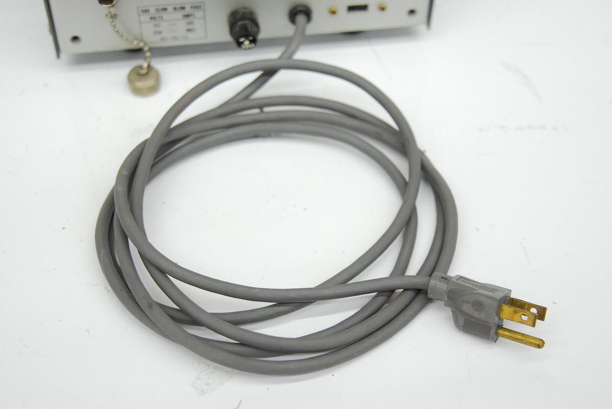 Used Keithley Instruments 414A Picoammeter w/ Manual - CamScan SEM