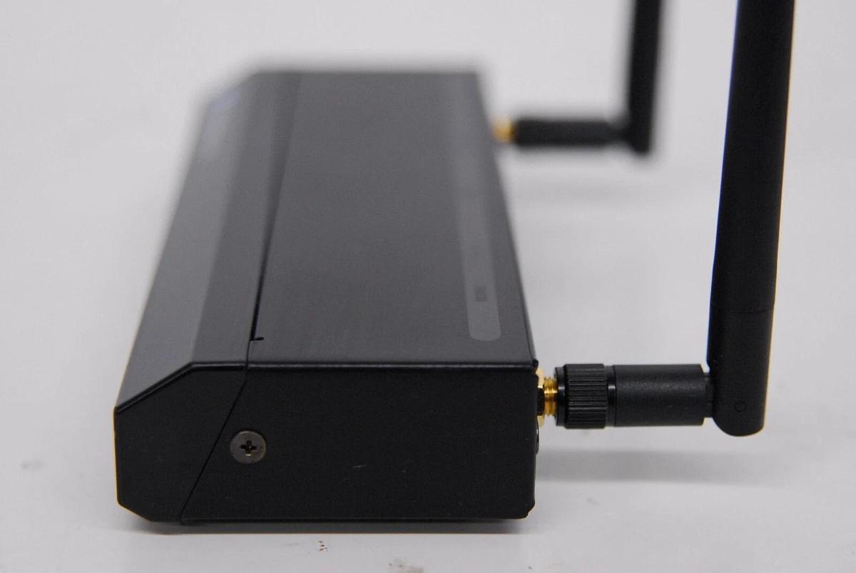 Used wePresent WiPG-1000 Wireless Interactive Presentation Gateway