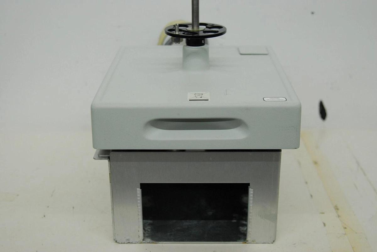 Used Becton Dickinson FACS Loader 02-61590-01 W/ Cover (FACSCalibur)