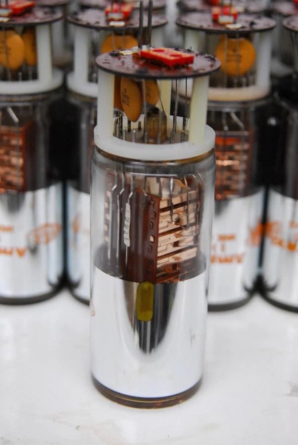 Used Amperex S 2000/D Photomultiplier Tubes-Lot of 37