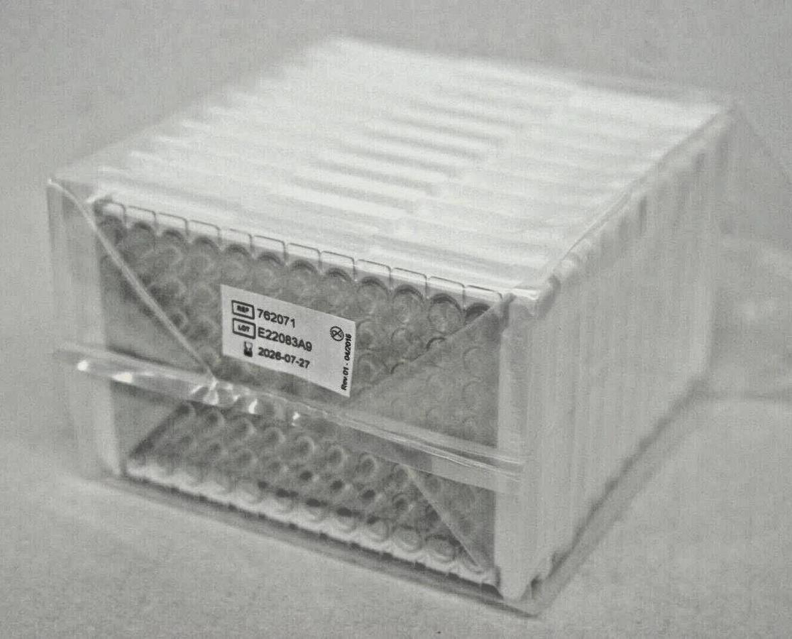 Used Greiner 762071 Strip Plate 12xF8 PS F-BOTTOM CLEAR MICROLON HIGH BINDING 10Pc