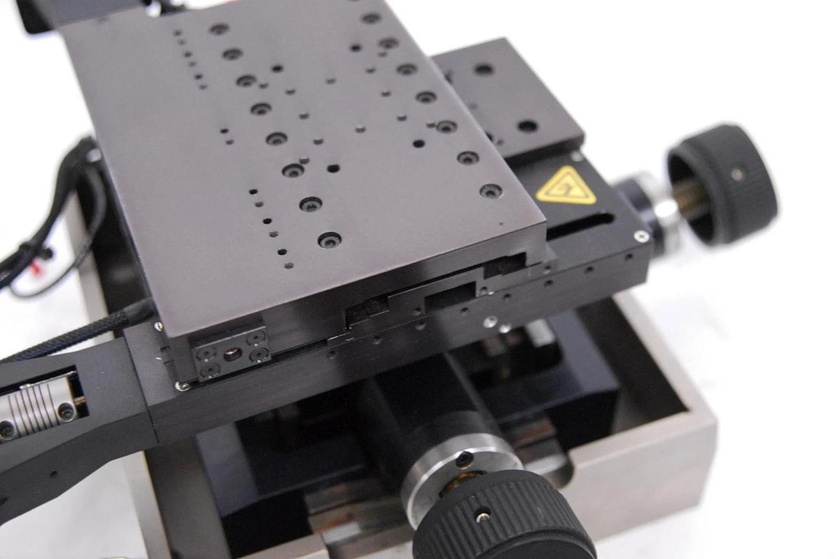 Used Veeco WYKO NT1100 Optical Profiling System - Motorized X/Y Tip/Tilt Sample Stage