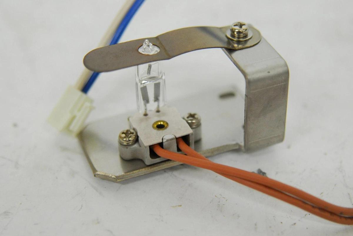 Used Shimadzu UV-1700 062-65005 Halogen Lamp W/ 206-67036 Leaf Spring - Lamp Assembly