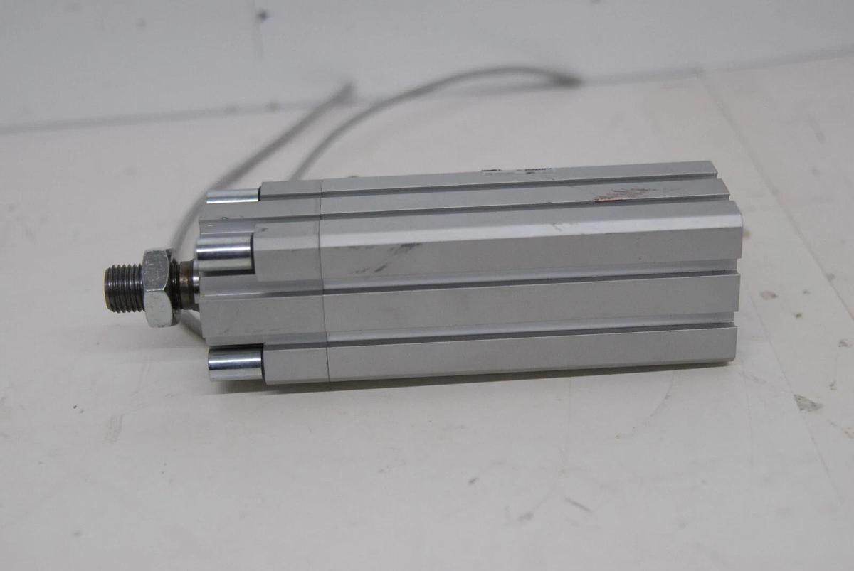 Used CKD USSD-KL-32-70-F-N Position Locking Compact Cylinder