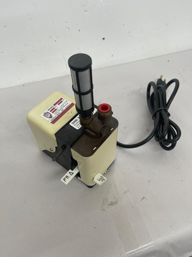 Used March 210-5R Metering Pump 1-115cc/min 115V 1.6A 60Hz.