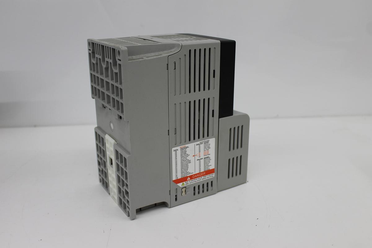 Used Allen Bradley 22B-V5P0N104 PowerFlex 40 Variable AC Drive 120V 1PH Input