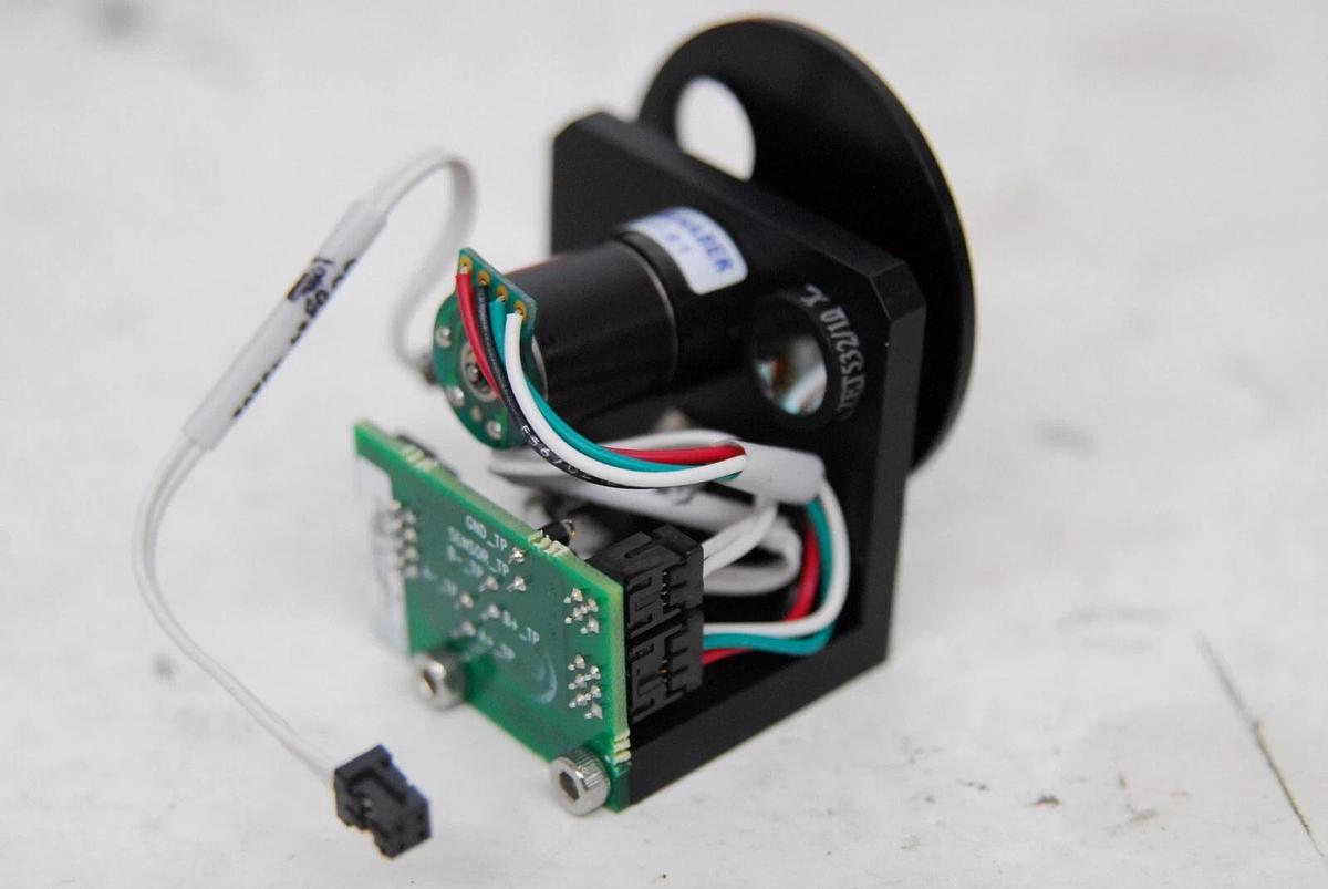 Used Illumina 244339S, ZET532/10X Filter Wheel Green Excitation 532nm