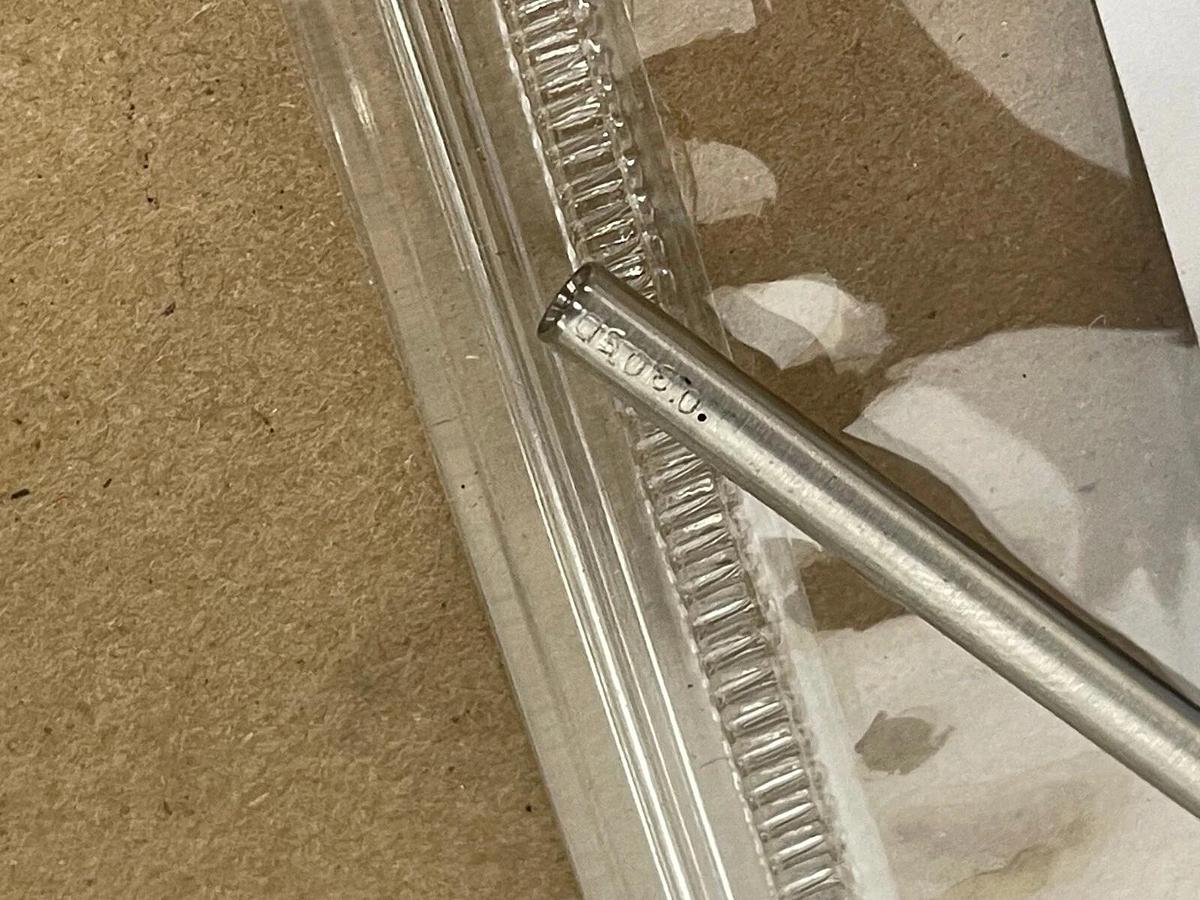 Used Mitsubishi M106 Wire Guide X052B102G55