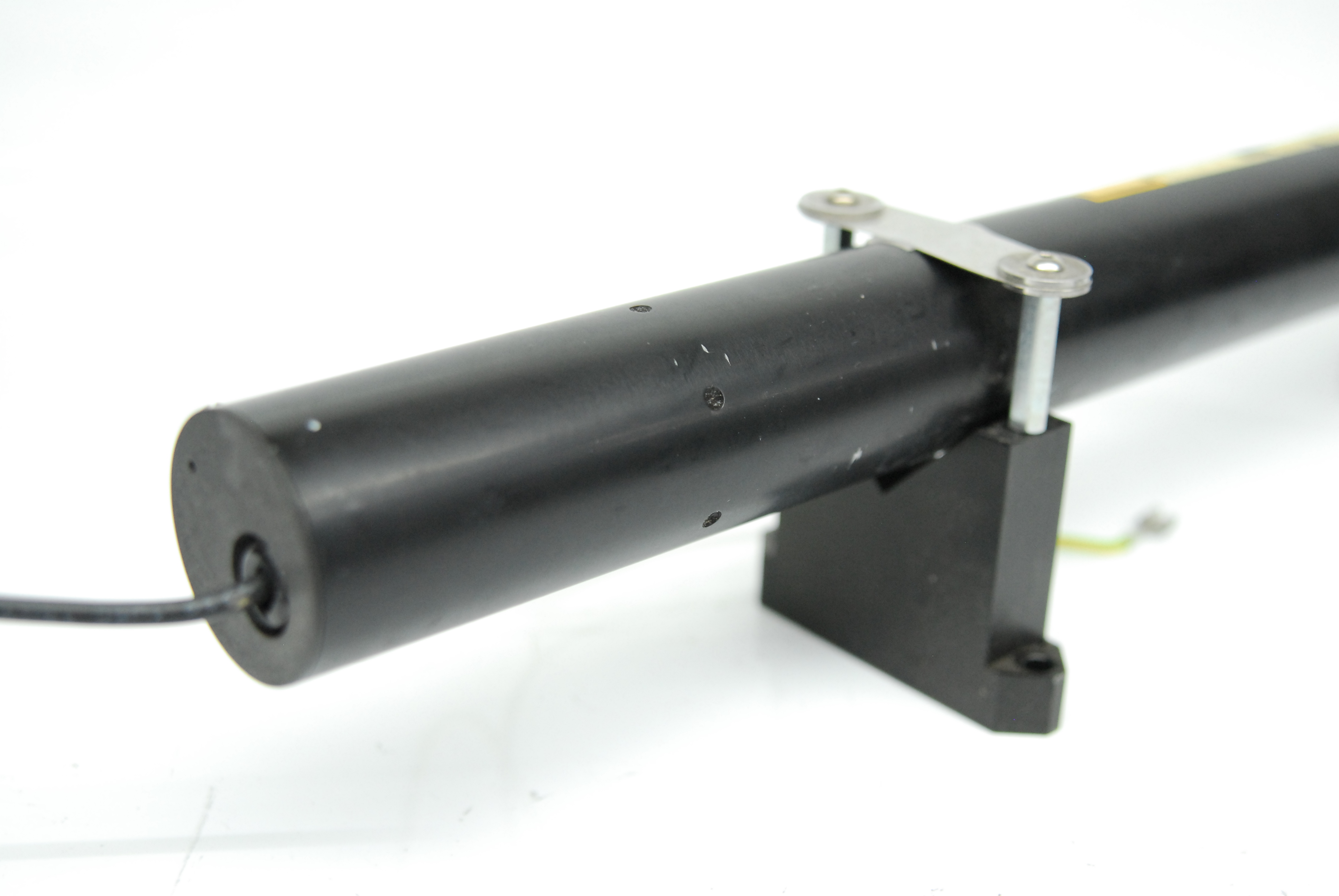 Used Lasos LGK 7786 P He-Ne 543nm Laser Tube Head (Green) w/ LGN 7460 A Power Supply