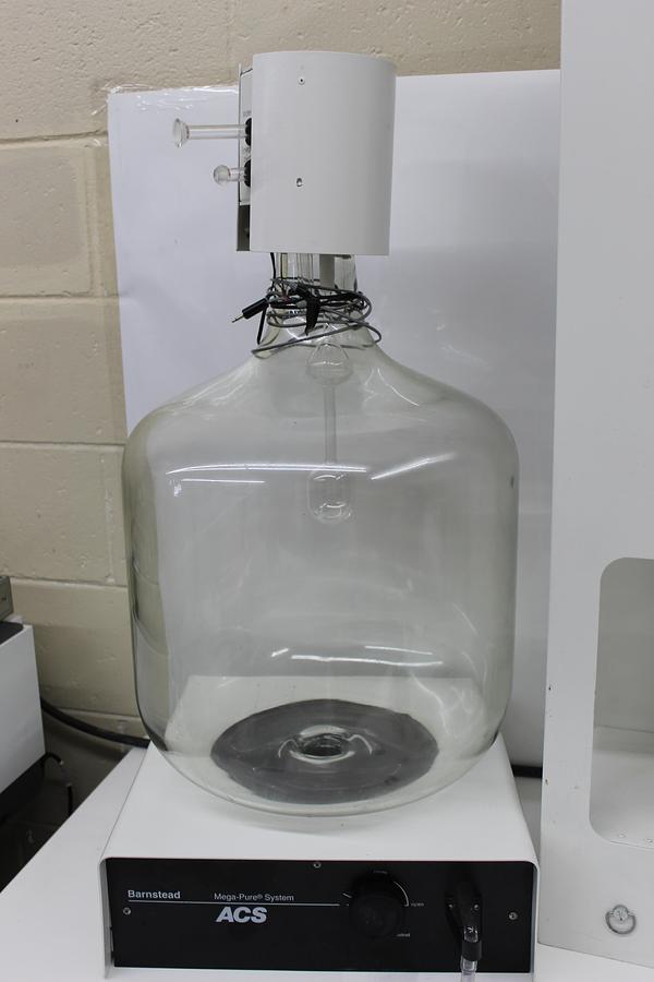 Used Thermo Scientific Barnstead MegaPure MP-3A A440367 Glass Still Water Purification System 240V w/ Collection System