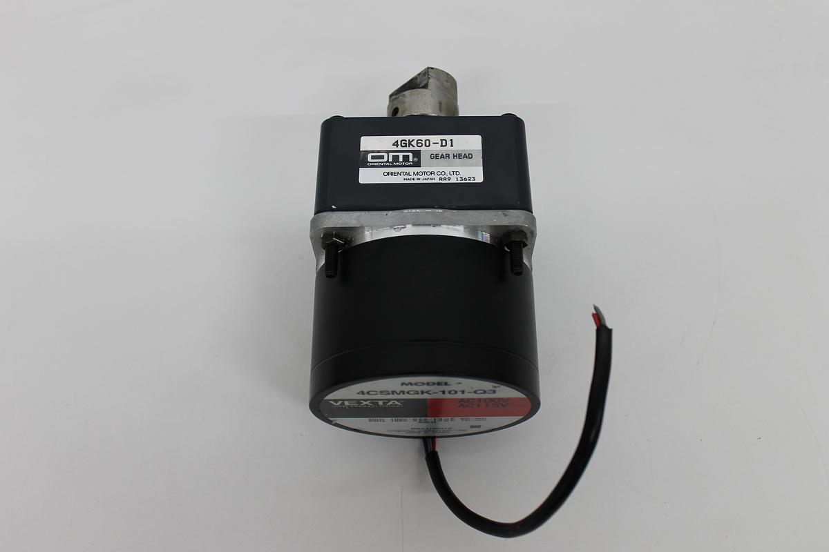 Used Vexta 4CSMGK-101-Q3 Stepping Motor w/ 4GK60-D1 Gear Head
