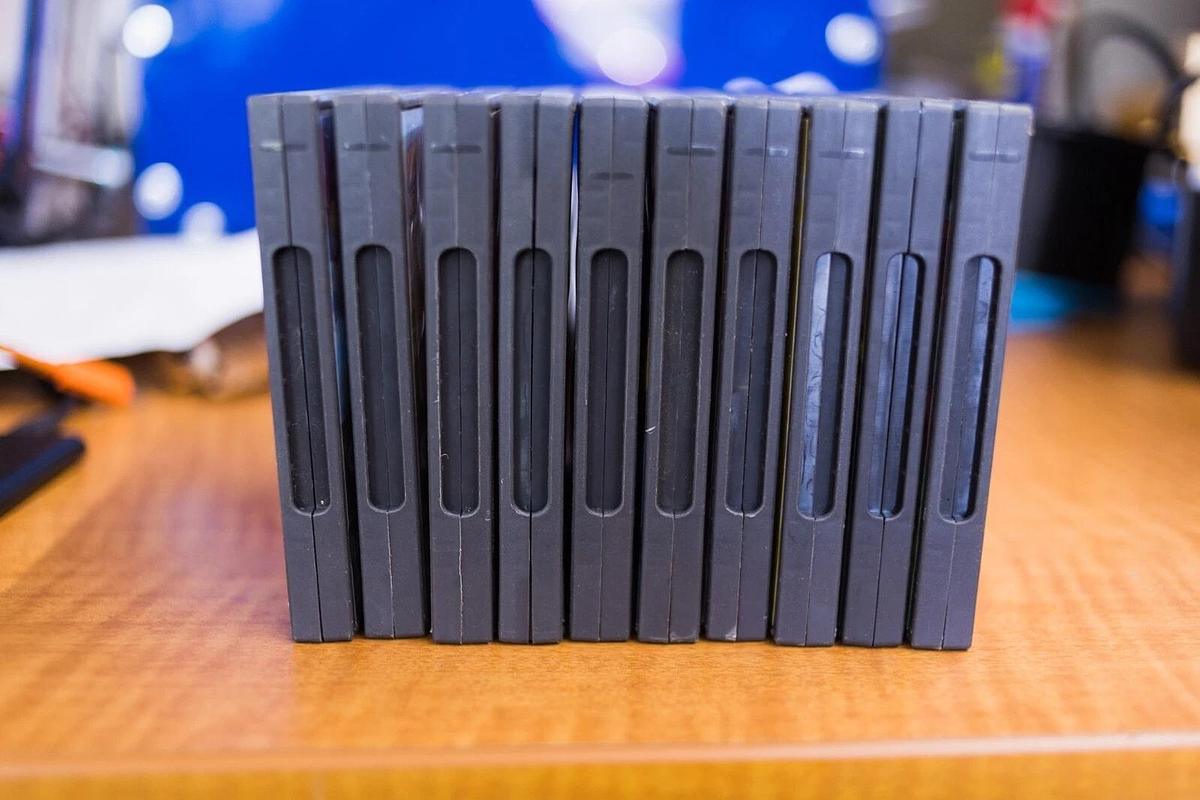 Used Stack Of 15 Empty Nintendo DS Cases Mostly Kids Games