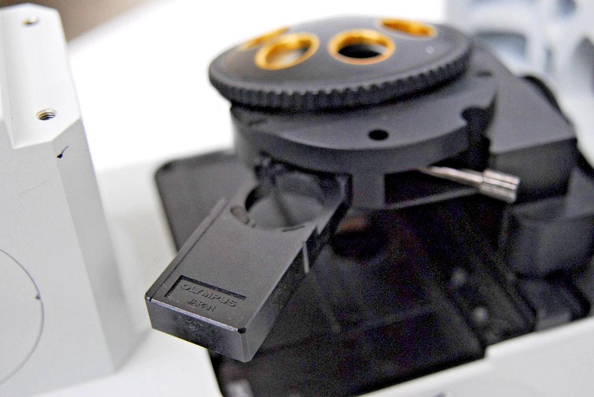 Used Olympus IX70 IX70-S8F2 Inverted Microscope Base - Working