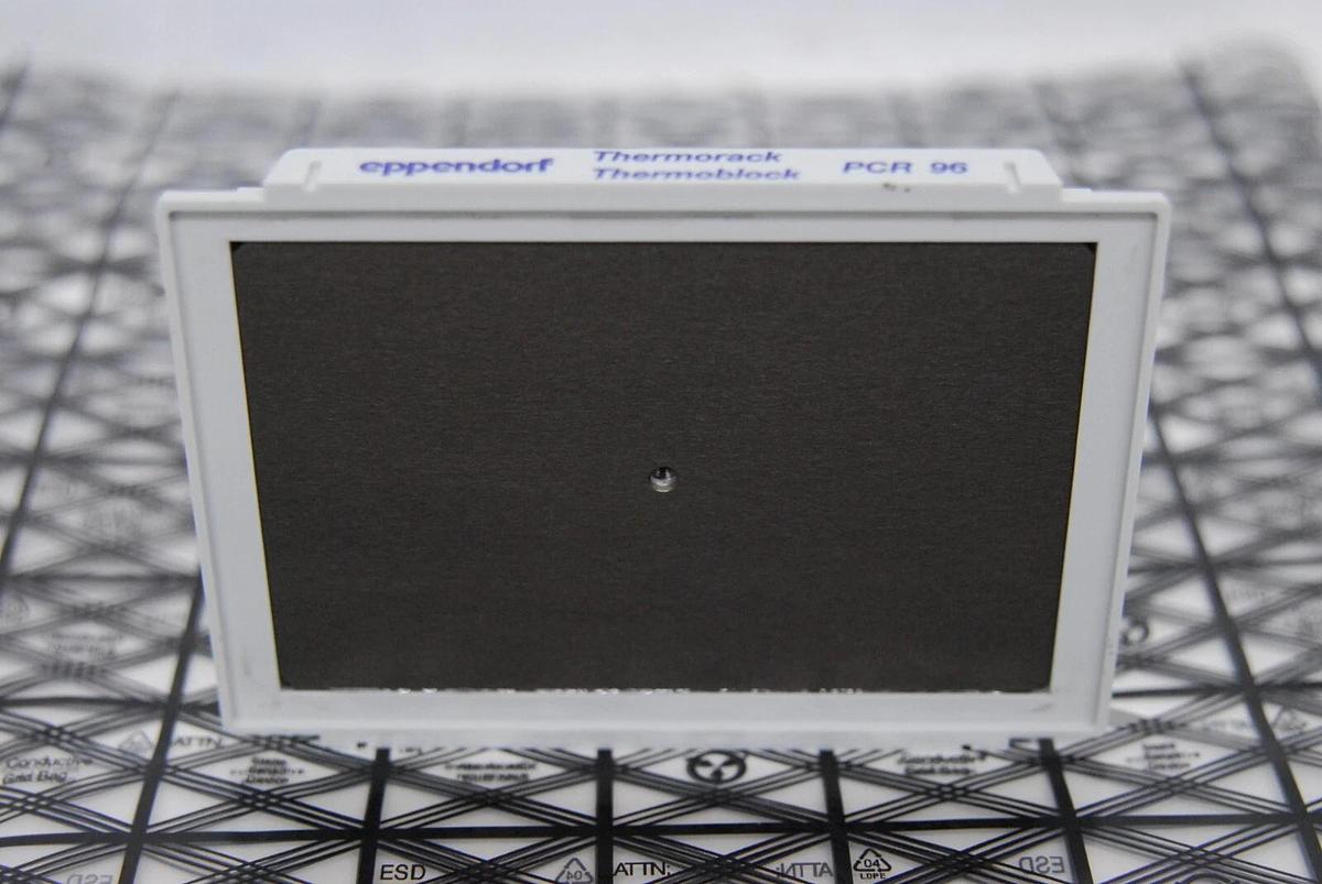 Used Eppendorf 960002083 Thermorack Thermoblock PCR 96 for PCR epMotion 5075