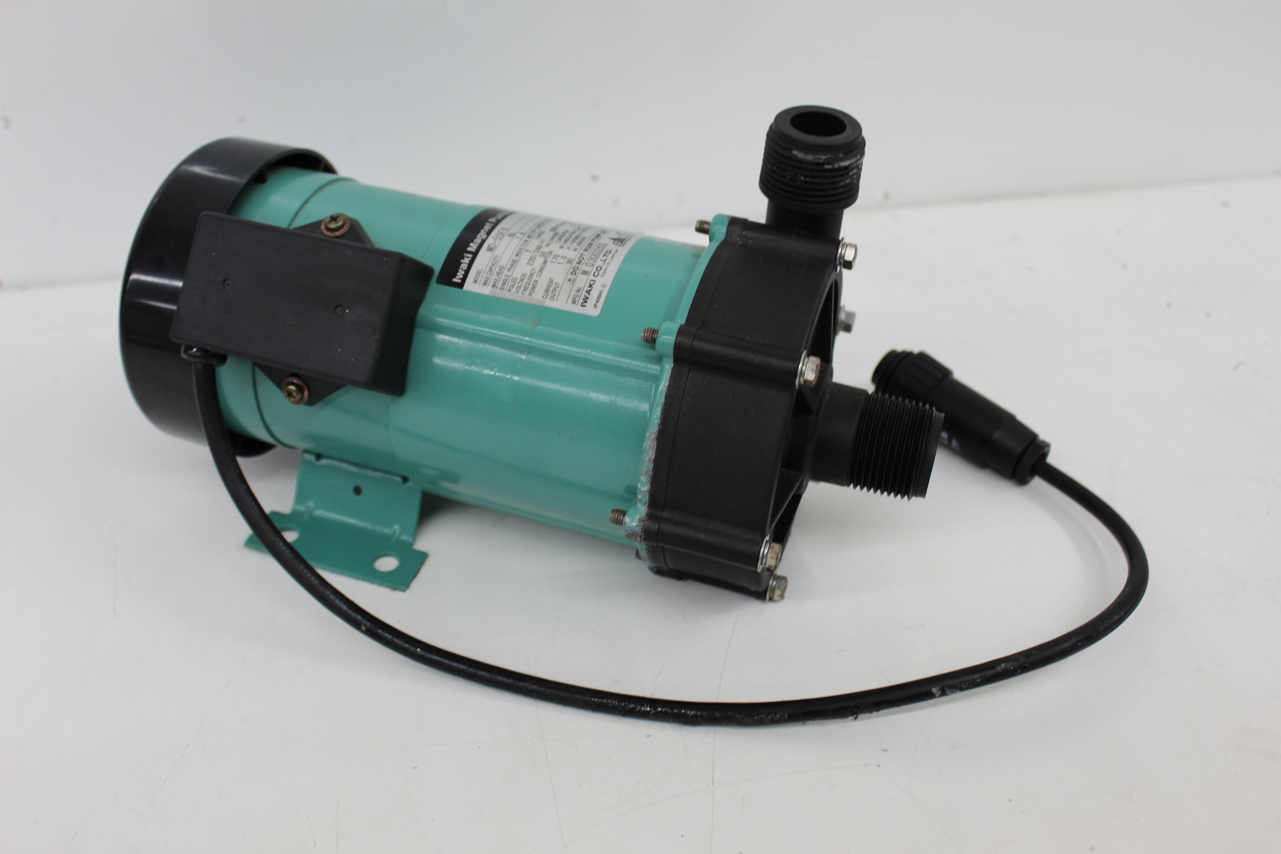 Used Iwaki MD-55FX Magnetic Drive Centrifugal Pump 220/240V