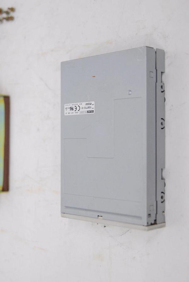 Used Teac FD-235HF 193077D2-91 Floppy Disk Drive 3.5 Inch