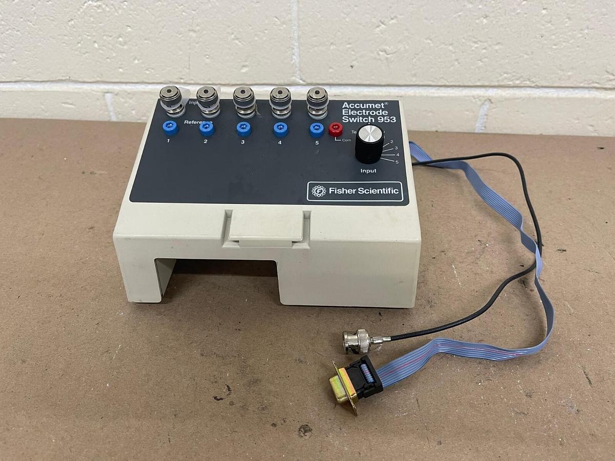 Used Fisher Scientific 953 Accumet Electrode Switch 13-636-953