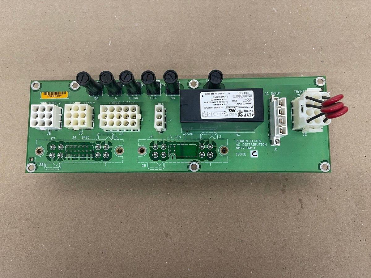 Used PerkinElmer N077-9054 AC Distribution W/ N037-0295 Plug