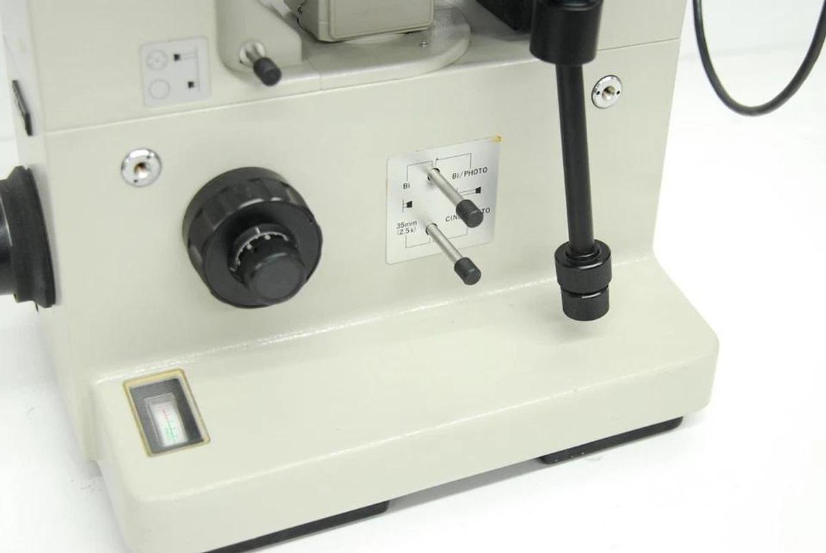 Used Nikon Diaphot Inverted Microscope W/ 4x Objective/Achr 0.15 Condenser/Eyepieces