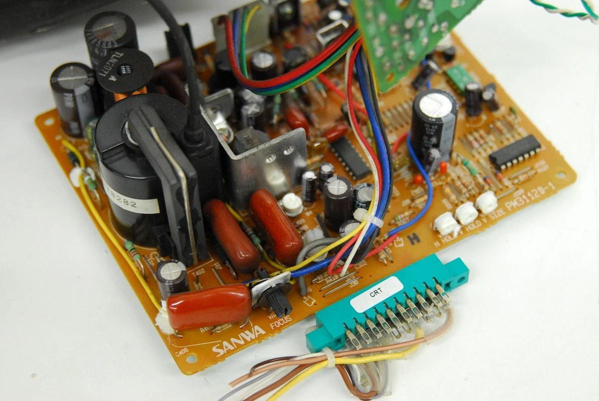 Used Toshiba E2733B4-HT 9" CRT W/ Sanwa PM3112D-1 Board (Wallac 1480 Wizard 3)