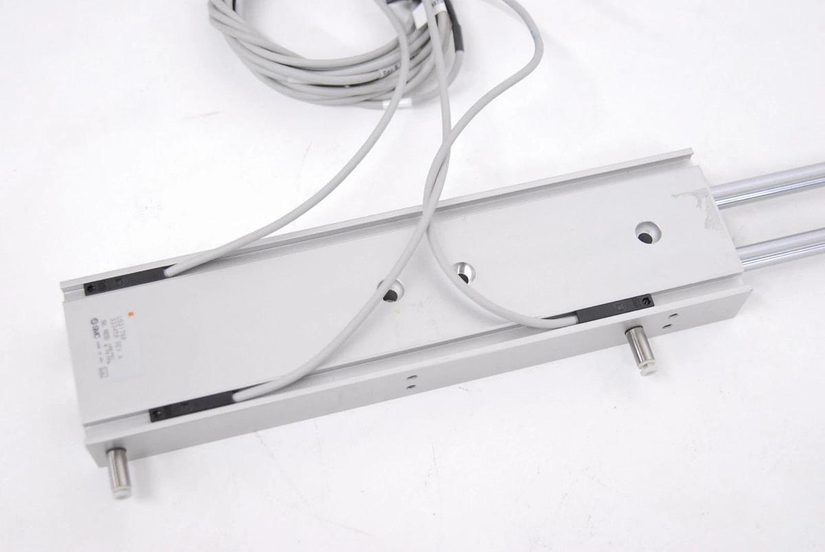 Used SMC 333458 Pneumatic Dual Rod Cylinder Double Acting 199mm Stroke - BD FACSAria