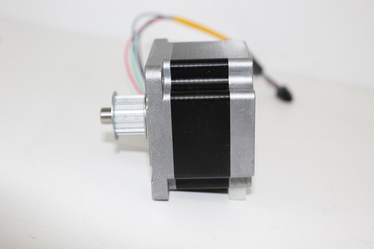Used Vexta PK264JDA 2-Phase Stepping Motor DC 2.1V LOT OF 2
