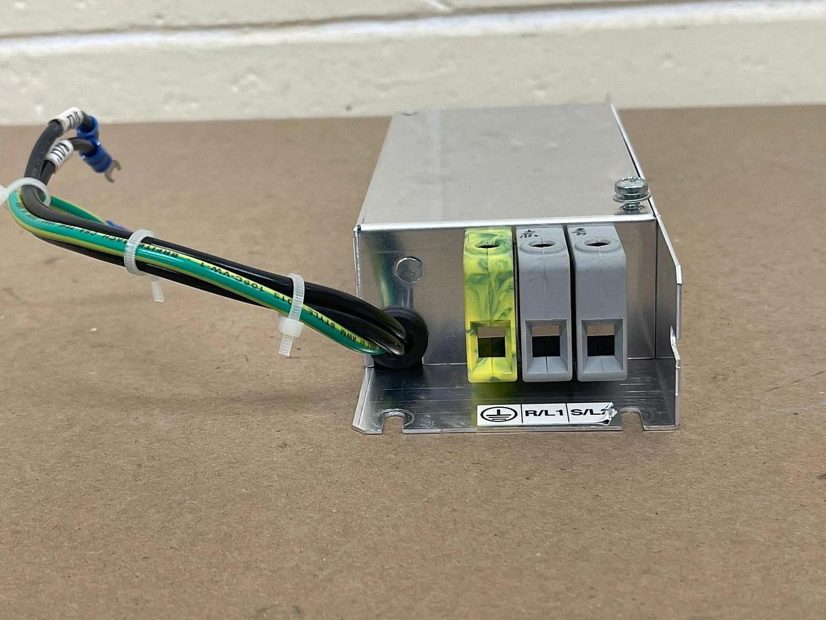 Used Toshiba EMFS11S-2009AZ RFI Filter