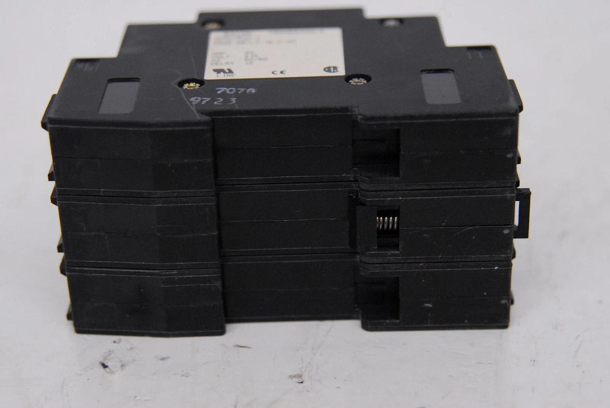 Used Eaton Heinemann 3HAC0871-1 DM3S-Z21-1 Circuit Breaker 20A/250V