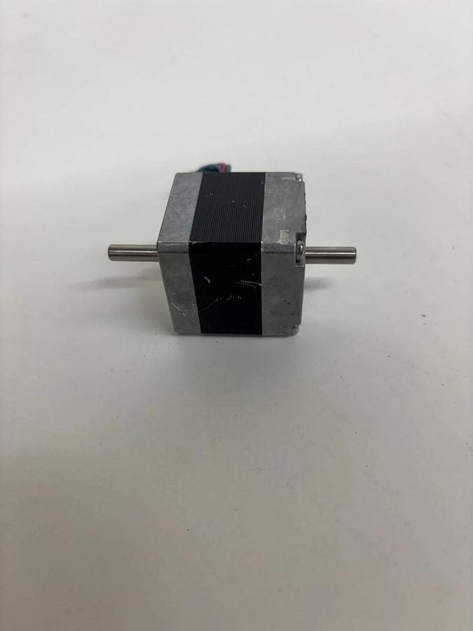Used Vexta P233PB Stepper Motor LOT OF 2