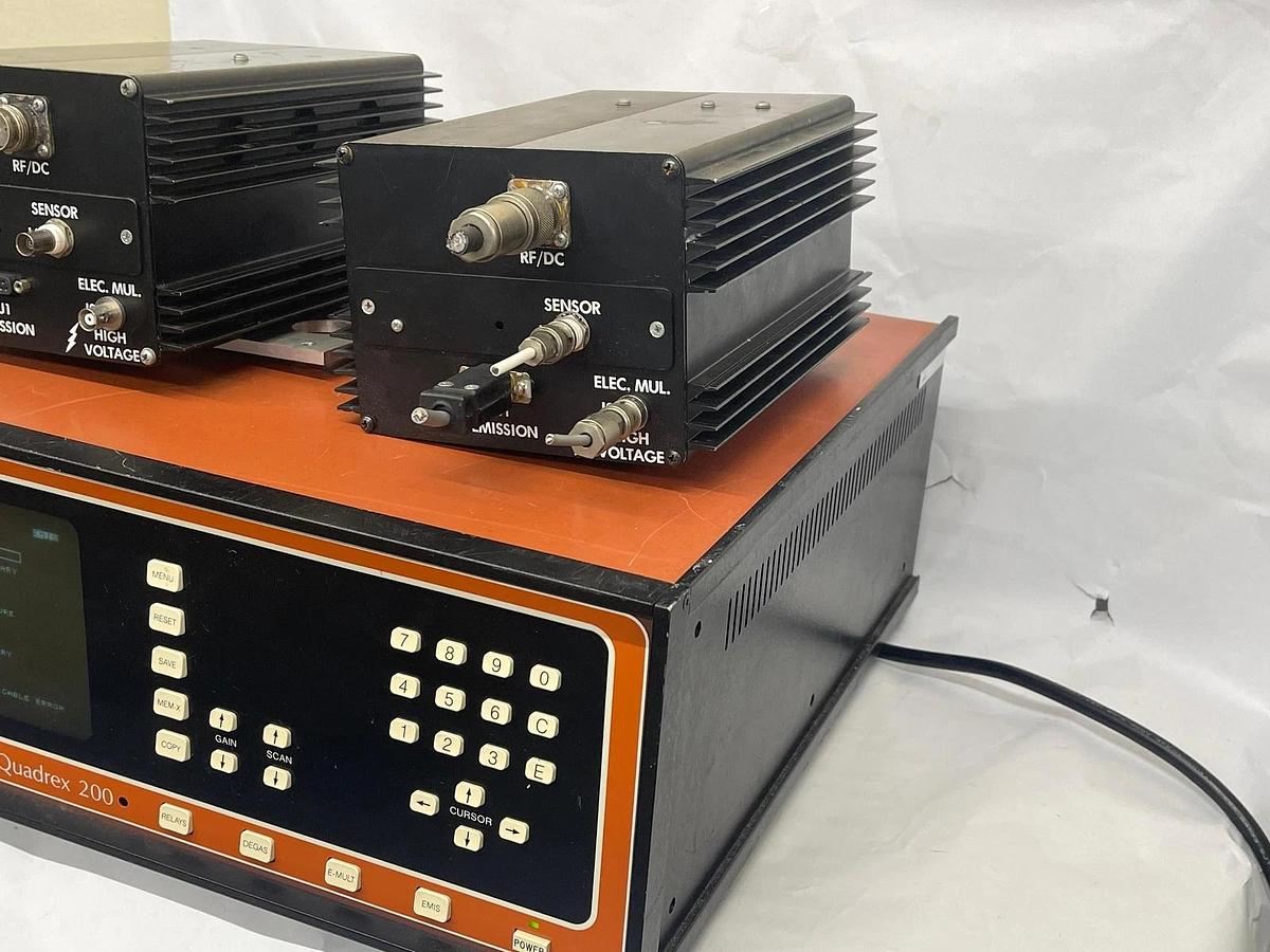 Used Inficon Quadrex 200 (901-002-G1) with Quadrex 100 &200 SCUs