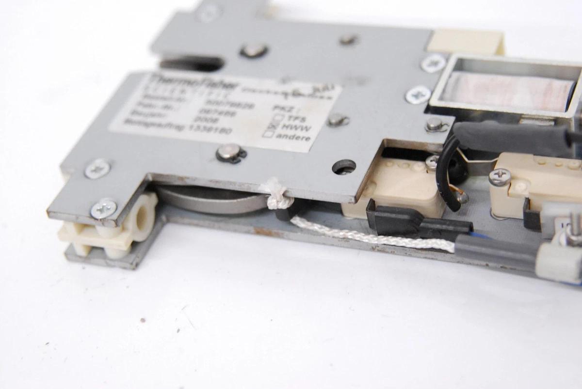 Used Thermo Fisher 50079829 097469 Lid Latch Assembly (accuSpin 1R Centrifuge)