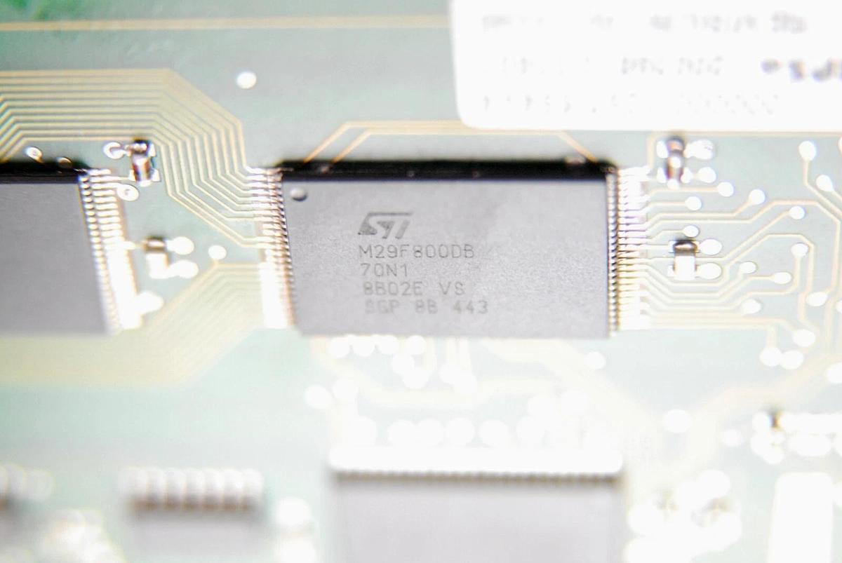 Used Zeiss 1293-694 000000-1293-694V4 AR-Remote/Safety Laser Control Board -  LSM 510