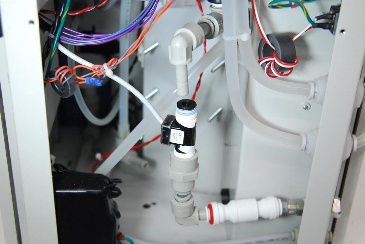 Used Thermo Scientific Barnstead NANOpure MODEL 7146 (D11931) - READ DESCRIPTION