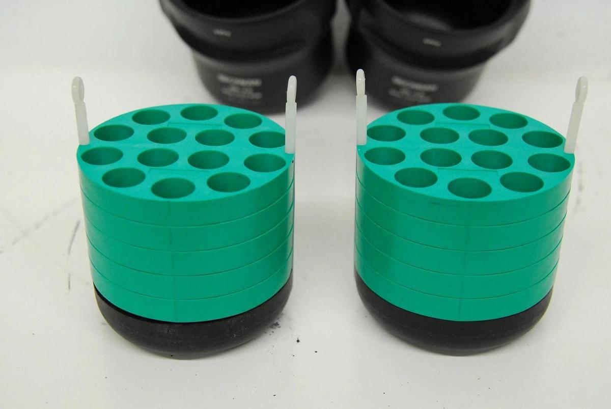 Used Beckman GH-3.8 680g Swing Buckets W/ 14 Slot Inserts 349950 - Lot of 2