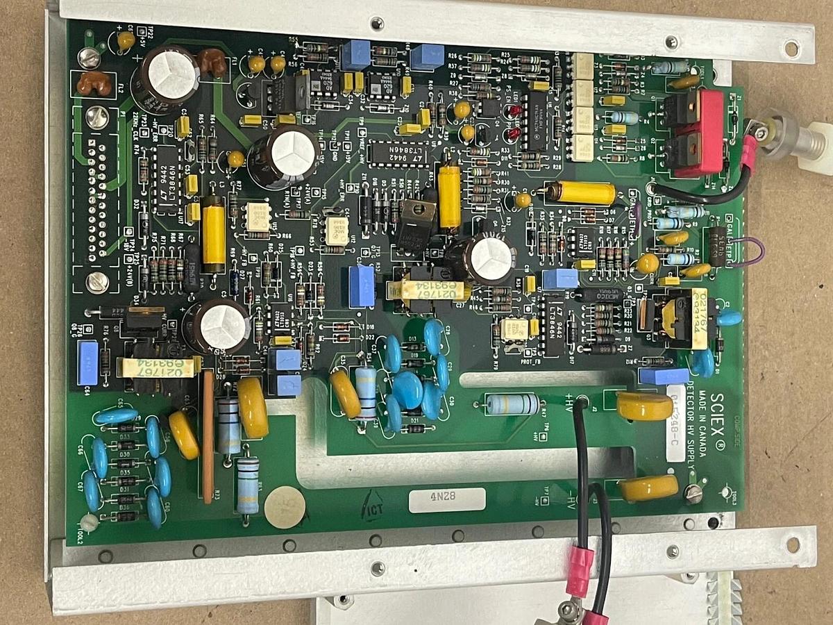 Used Perkin Elmer Sciex Detector HV Supply 015248-C W/ Mounting Plate