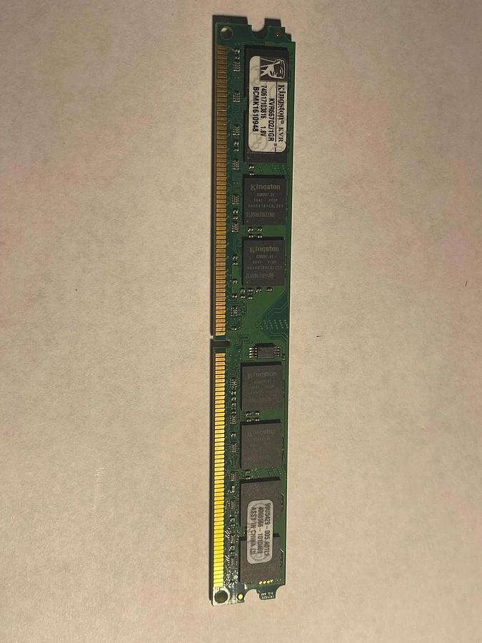 Used Kingston KVR667D2-1GR 1GB 740617107005