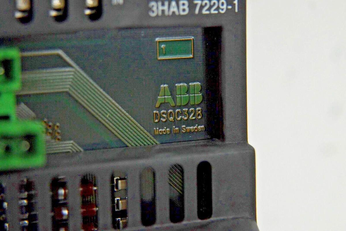 Used ABB DSQC 328 3HAB7229-1 Digital I/O Relay Module