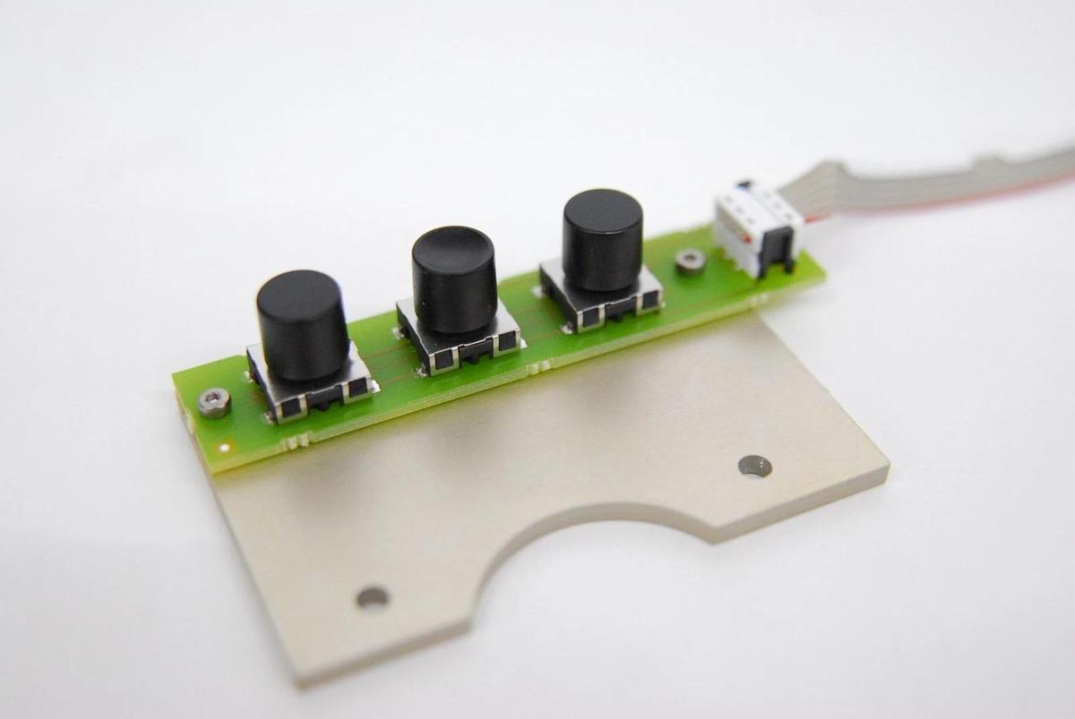 Used Zeiss Axiovert 200M - Optovar, Sideport, Front/Base/Visual Observation Buttons