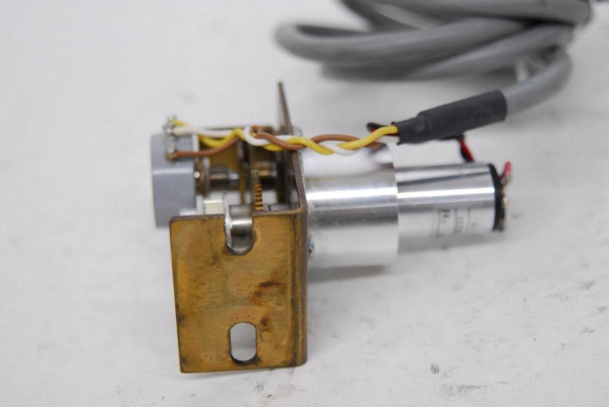 Used Copal LC22G-107 DC Geared Motor 500:1 24V