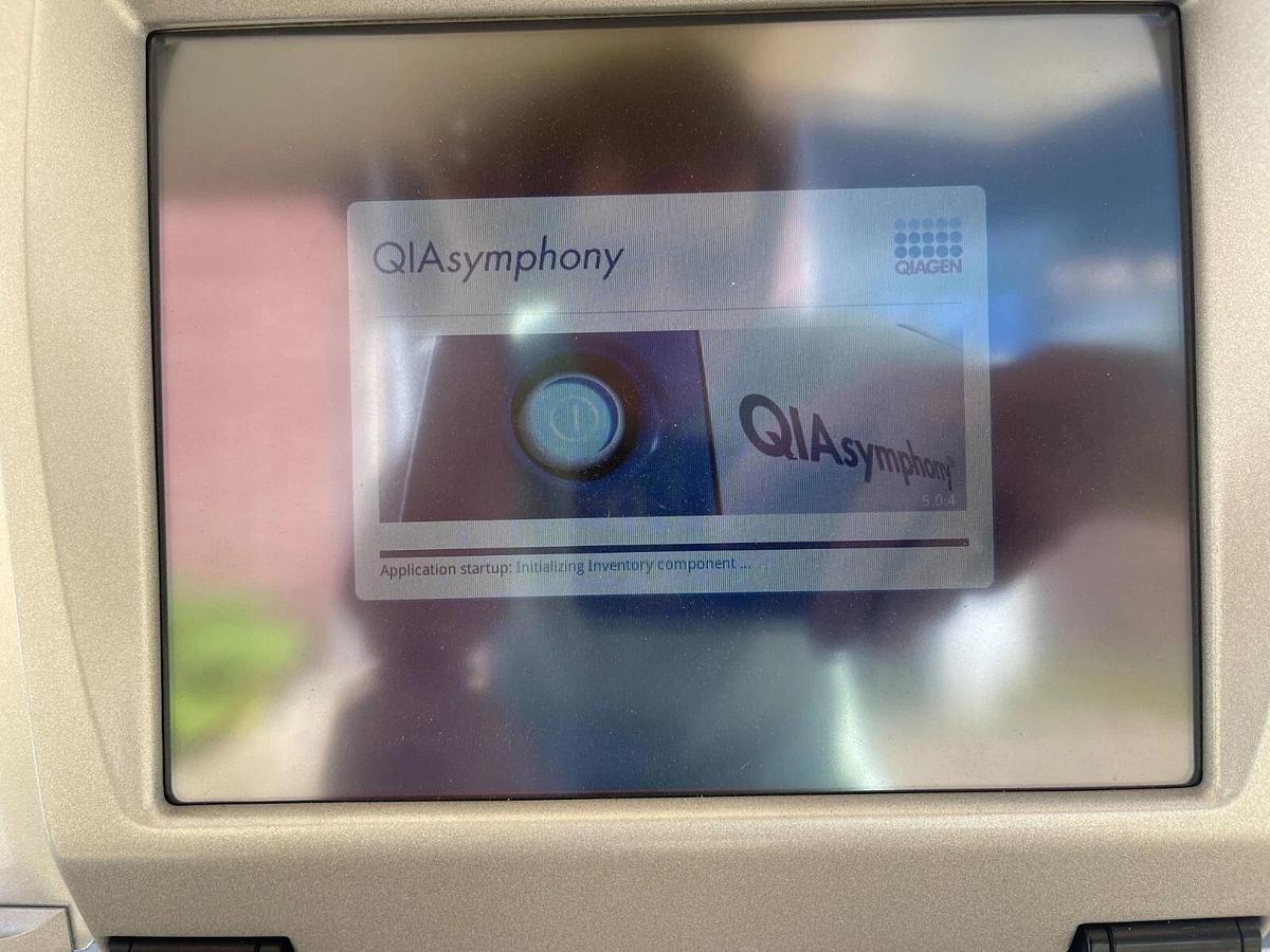 Used QIAGEN QIAsymphony SP Touch Screen Display 9020019 / HMI xNA komplett / 008707-J