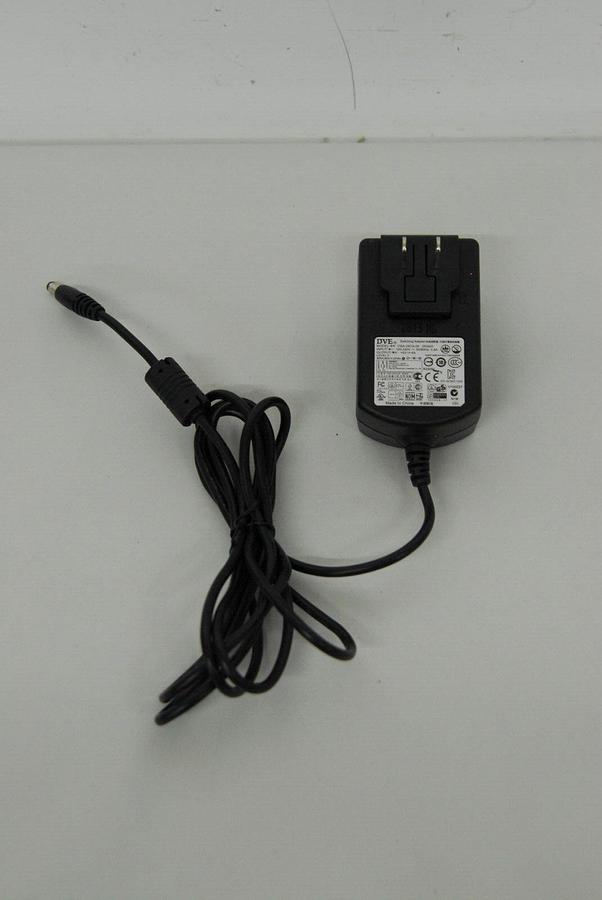 Used Genuine DVE AC DC Switching Adapter +5V 4A Model DSA-24CA-05 050400