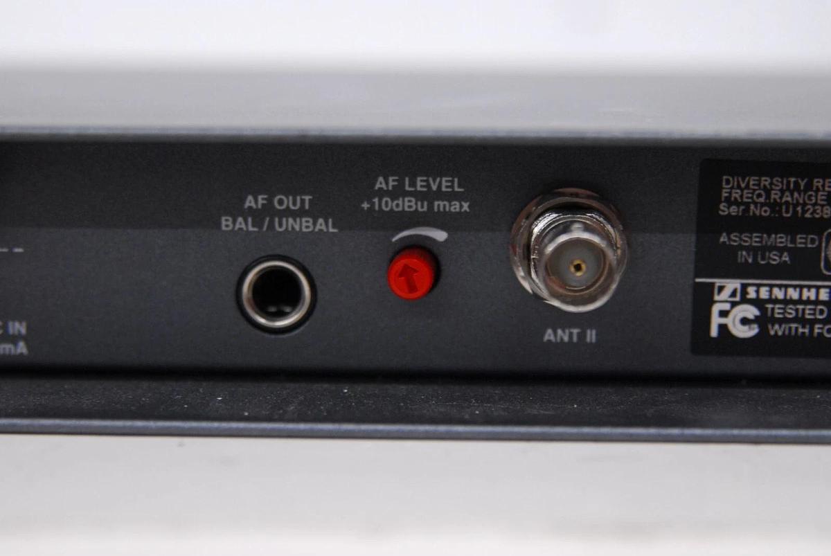 Used Sennheiser EW 100 Diversity Reciever EM100 630-662MHz - Not for US Use