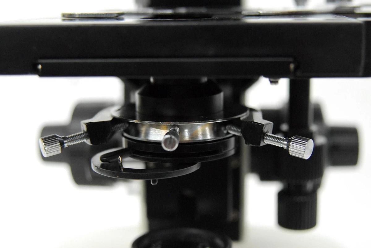 Used VWR Vistavision Compound Microscope W/ SP 4x/10x/40x/100x Objectives