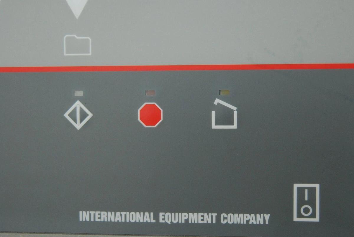Used IEC 44951 Control Panel (from IEC Centra MP4R Centrifuge)