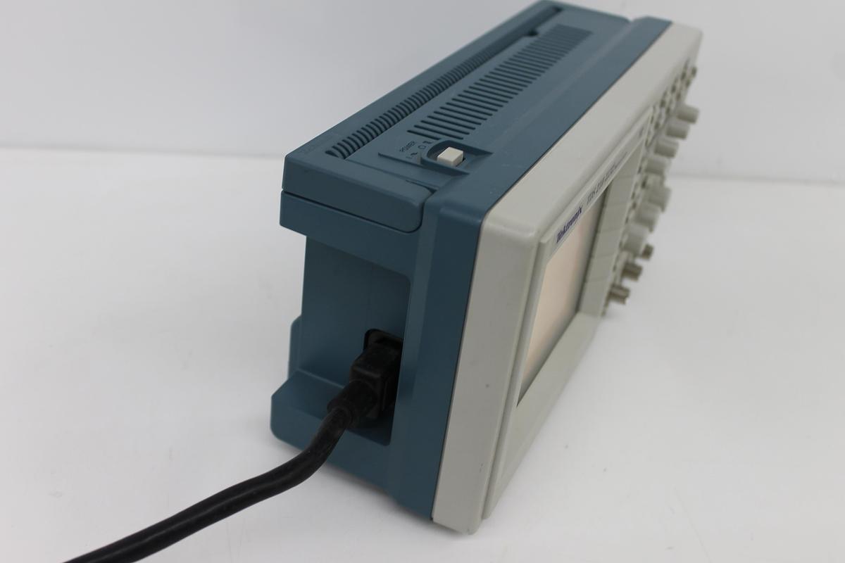 Used Tektronix TDS 210 60MHz Digital Oscilloscope TDS210