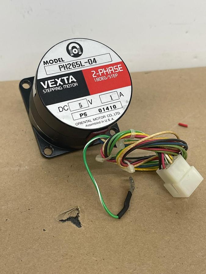 Used Vexta PH265L-04 Stepping Motor 2-Phase
