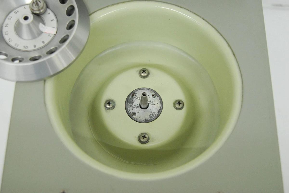Used Fisher Scientific 235 Micro-Centrifuge W/ 12 Slot Rotor