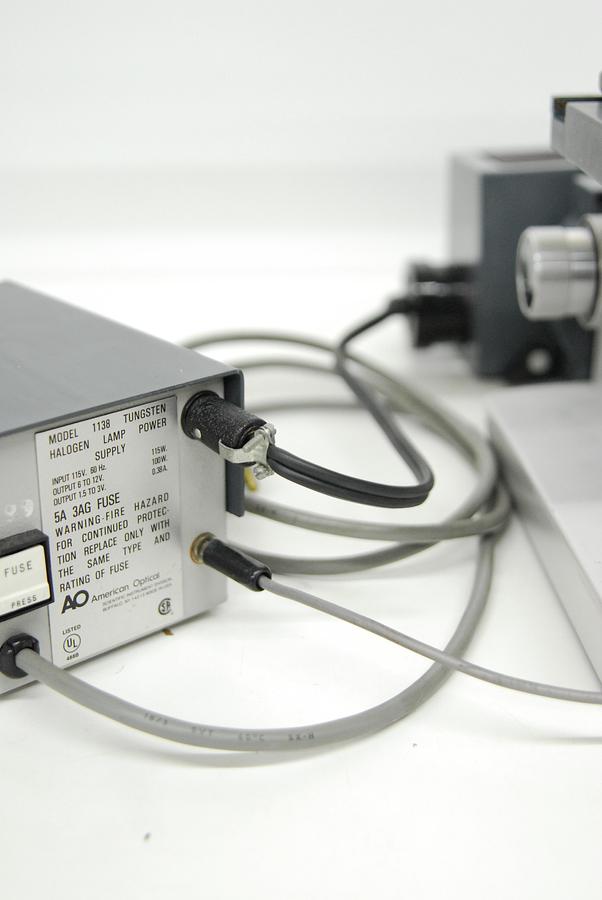 Used AO American Optical One-Twenty Teaching Microscope W/ 4x 10x 40x 100x Objectives, Power Supply, MORE