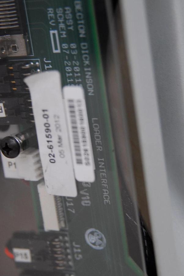 Used Becton Dickinson FACS Loader 02-61590-01 W/ Cover (FACSCalibur)