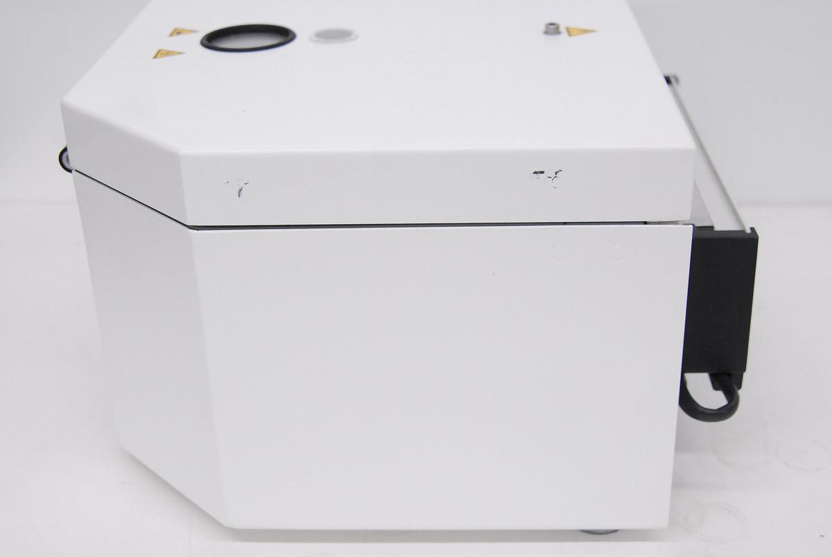 Used Hettich 2350-01 MIKRO 220 Robotic Automated Benchtop Centrifuge W/ Rotor